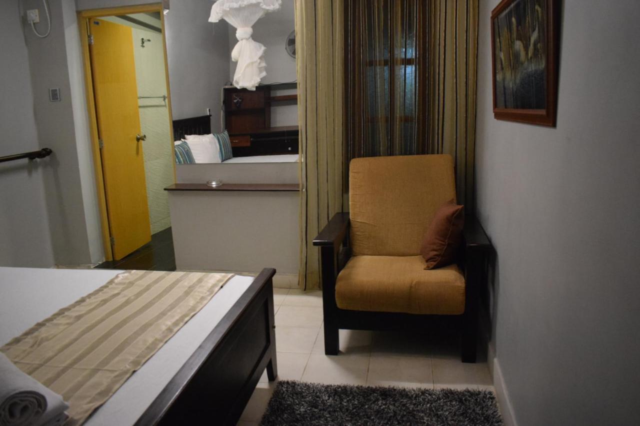 Grand Resort Kandy Buitenkant foto